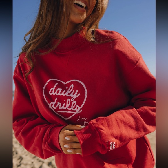 Daily Drills V-Day Oversized Fleece Vintage Crew - Red w/ Vday Patch M/L NWT - Picture 11 of 11